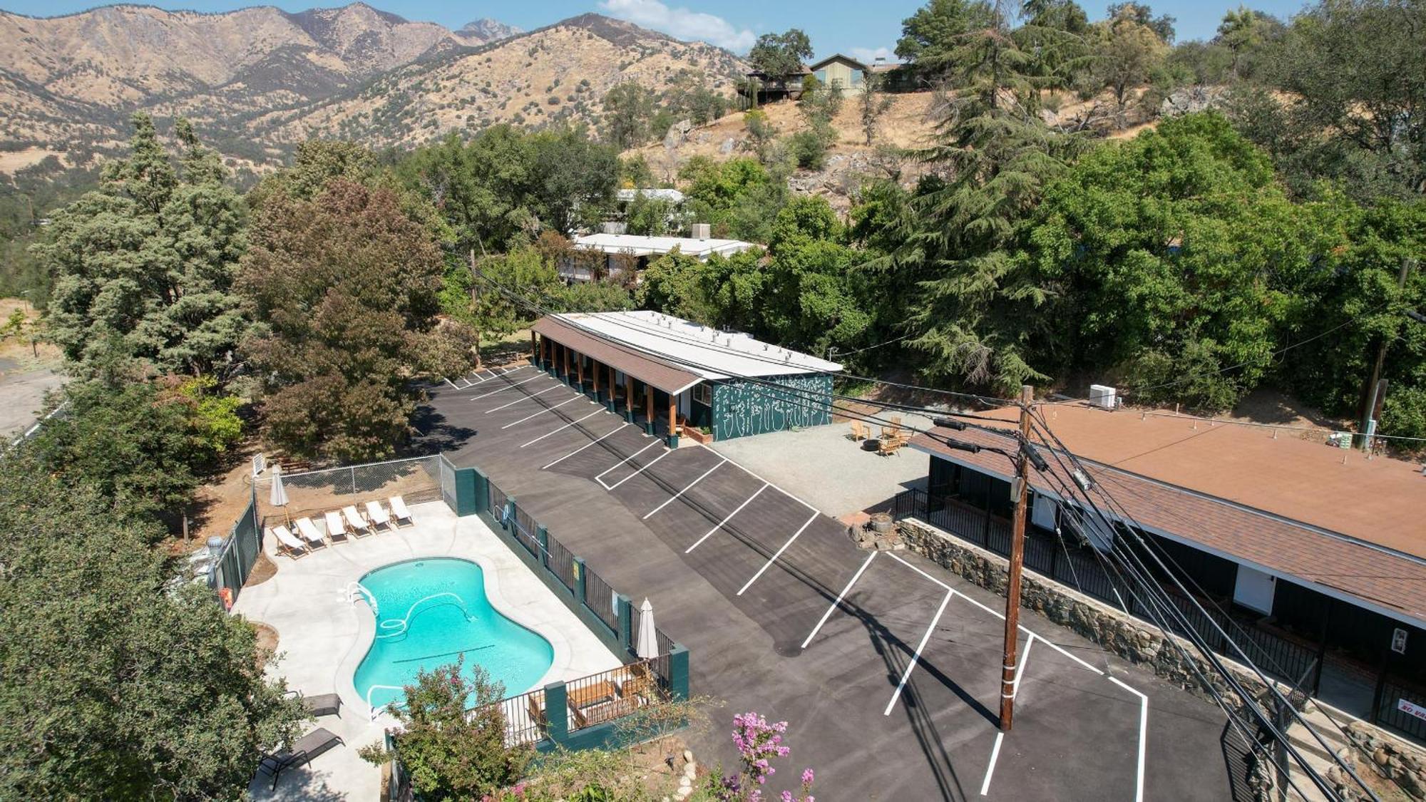 The Charlotte Sequoia Motel R2 Три Ривърс Екстериор снимка